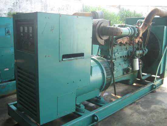 竞秀租赁发电机- 发电机碳刷磨损的原因是什么